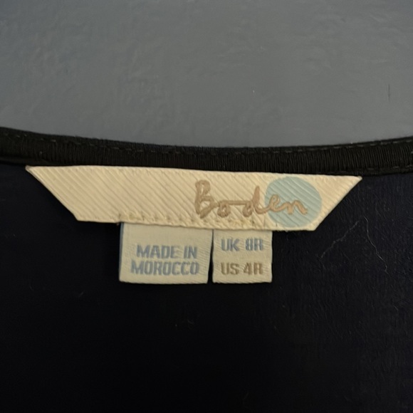 Size 4 Boden Dress with whimsical horse motif - Picture 3 of 6